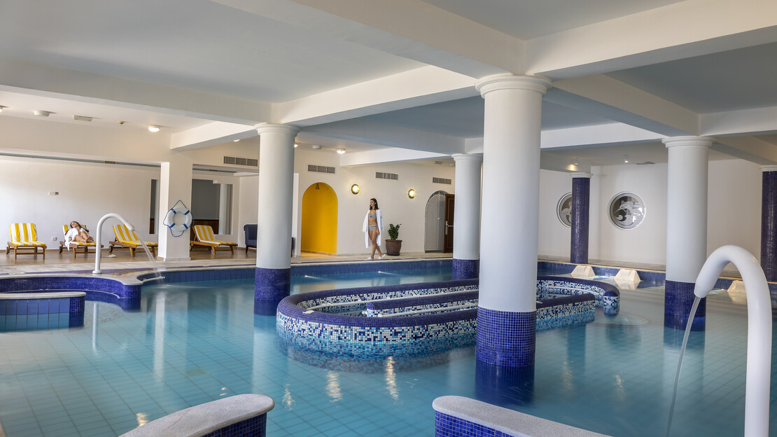 Aquamare Beach Hotel & Spa